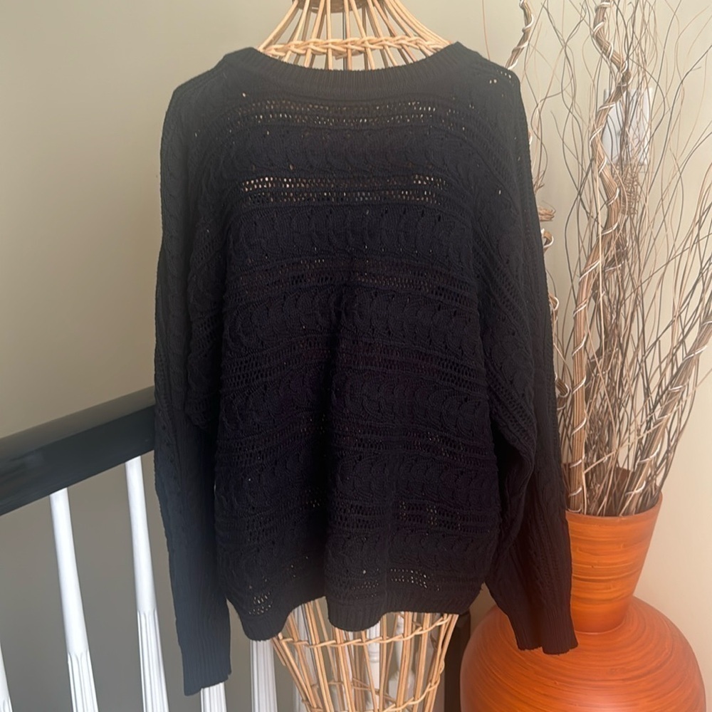 Cyrus NWT black sweater
